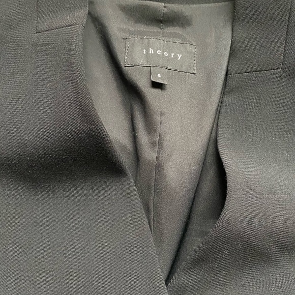 Theory Black Blazer - Picture 4 of 6